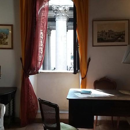 Appartamento L'antica dimora con splendida vista sul Pantheon Roma Esterno foto