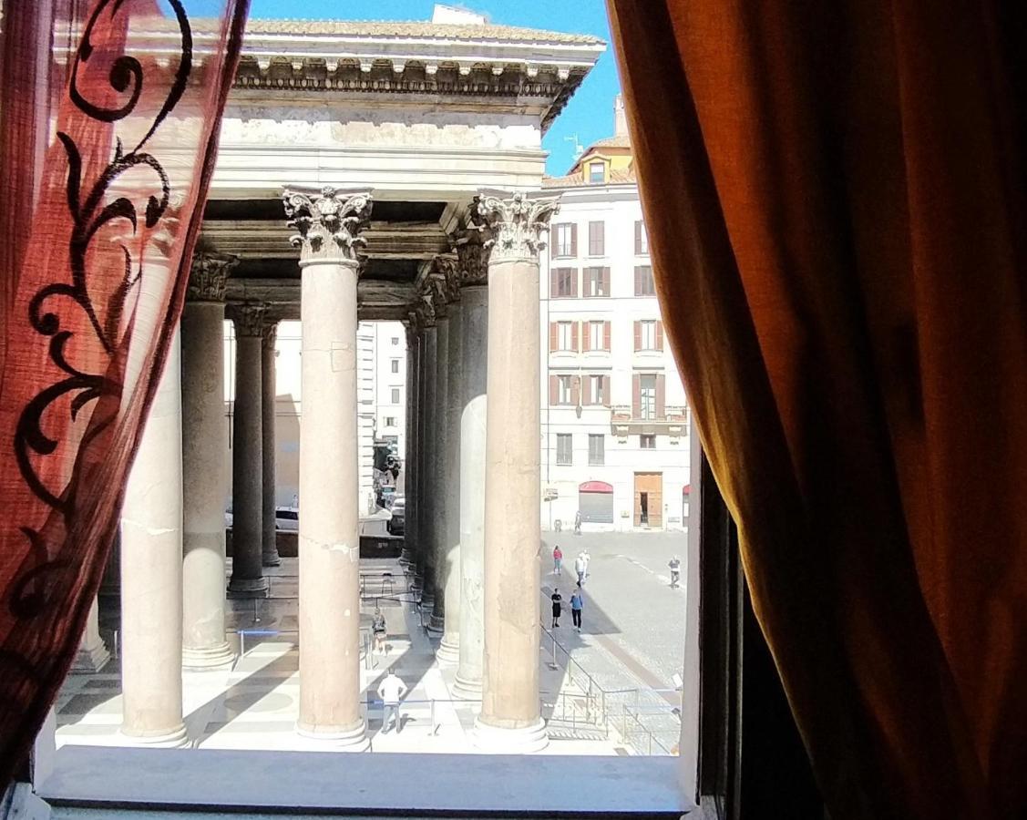 Appartamento L'antica dimora con splendida vista sul Pantheon Roma Esterno foto